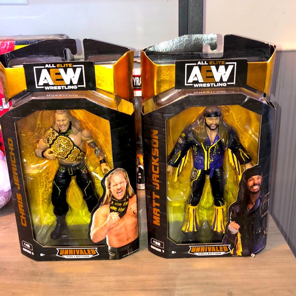 Aew action figures bundle